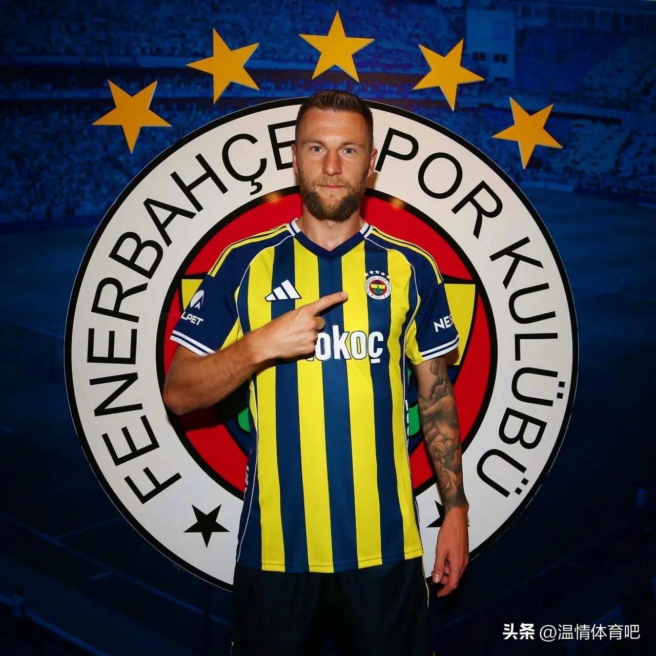 kaiyun真人娱乐 -关于转会期本菲卡备战欧冠；伤情更新细节曝光；引发热议；临场指挥获称赞的信息